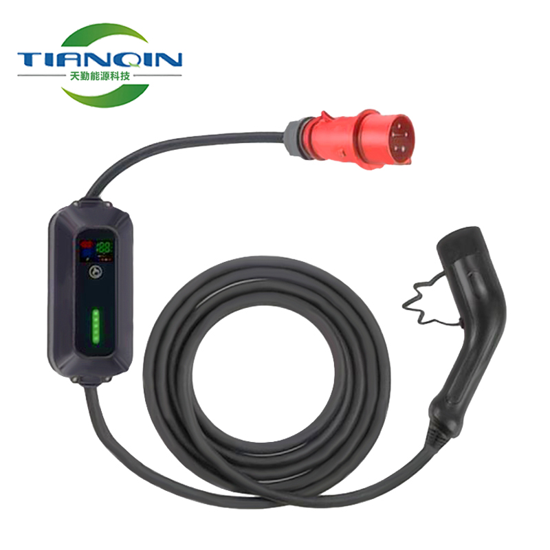 New energy electric vehicle CEE plug cable fast charging gun European standard type 2 charging gun 32A3 phase 22KW